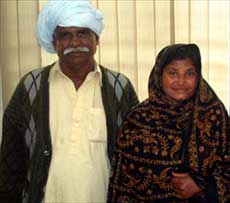 Shaheen Bibi and her father Manna Masih