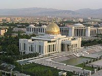 Turkmenistan: Patru amenzi pentru Biblii, un prizonier transferat