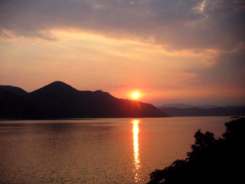 Rezistă!… Ajutorul este pe drum! – de Joyce Meyer