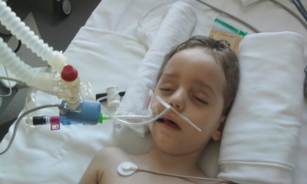 Un ultim apel pentru salvarea vieții lui Rareș, un băiețel de 3 anișori