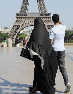 Franța va deveni o republică islamică în 39 de ani?