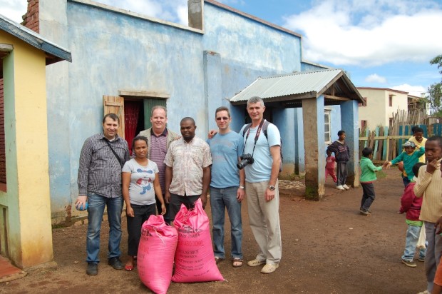 13 Orez pentru saracii din biserica
