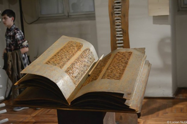 Domnul Isus – “Scara Lumii”! Expoziţia lui Liviu Mocan vă aşteaptă la Muzeul de Artă din Cluj-Napoca