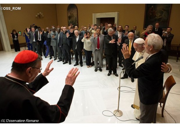 Rugăciune în stil penticostal la Vatican