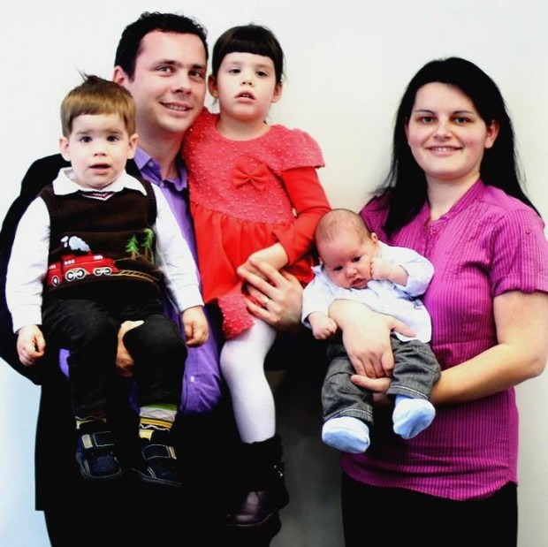 Mongolia Betty & Uțu Besoiu & Aryuna, Iosua și Caleb