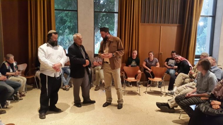 Profeţia privind “Casa de rugăciune pentru toate popoarele” se împlineşte la Ierusalim prin întrunirea de rugăciune interconfesională