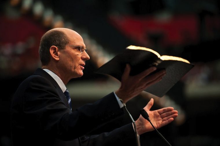 Ted Wilson, președintele mondial al Bisericii Adventiste de Ziua a Șaptea vine în România