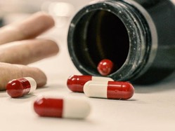 Un azil de bătrâni din Elveția este forțat să permită sinuciderea asistată