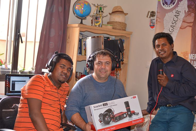 Misiune Madagascar: Pași mărunți, dar siguri în proiectul Radio „Aripile Credinței”