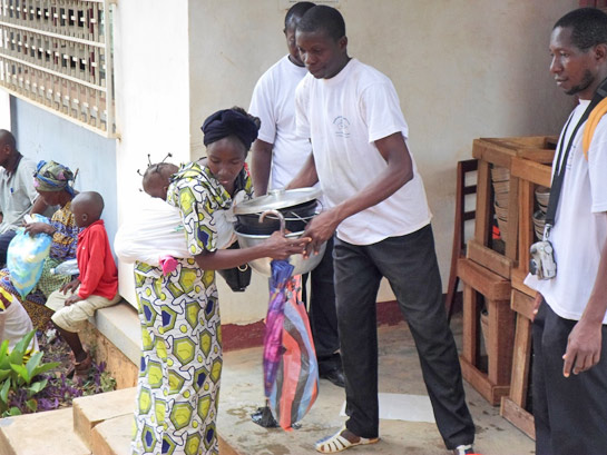 food-and-household-essentials-4x3