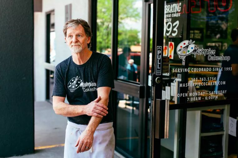 Cofetar din Colorado implicat într-un al treilea proces în care este acuzat de discriminare