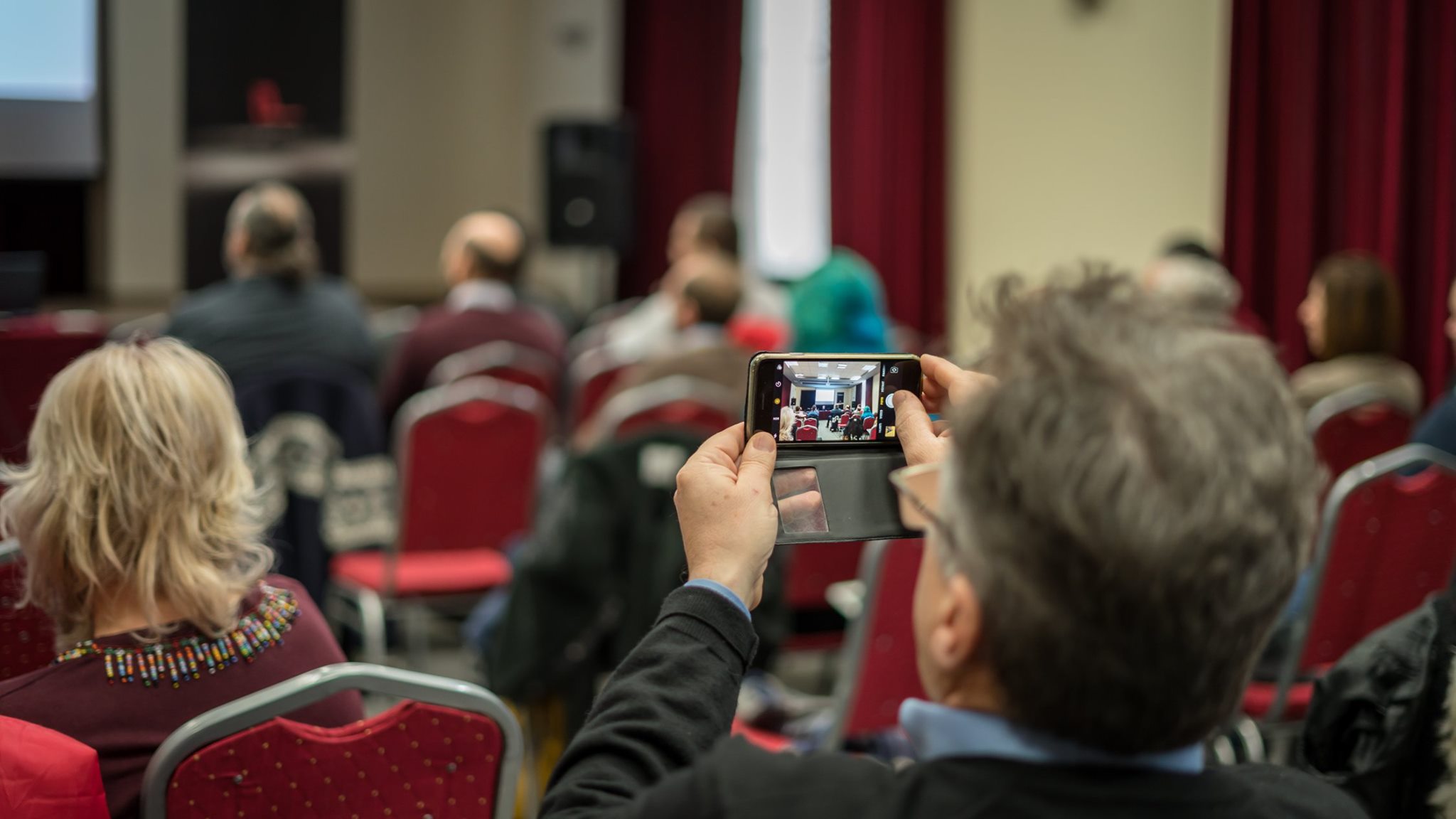 Forumul Dialogos: „Nemuritor în epoca digitală” cu Rodica Mocan