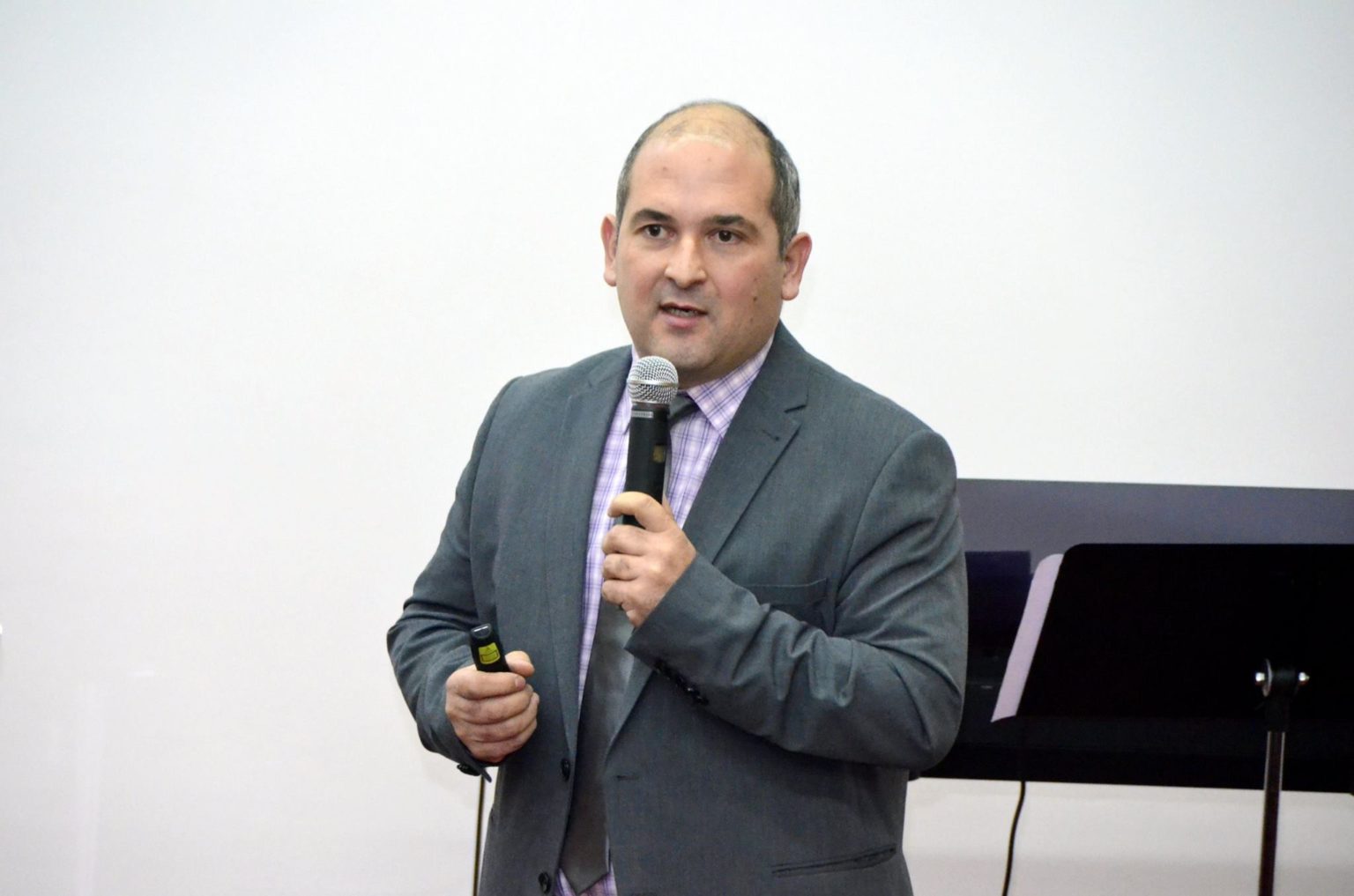 Aurel Silivestru: Tăcerea care doare mai tare ca un țipăt