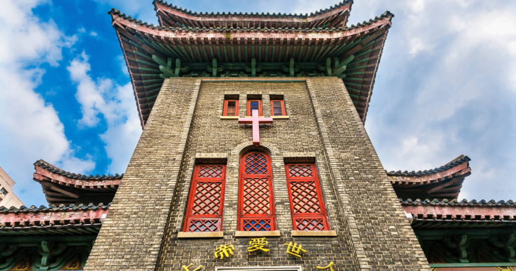 Guvernul chinez ia măsuri suplimentare pentru a-i forța pe creștini să susțină agenda comunistă