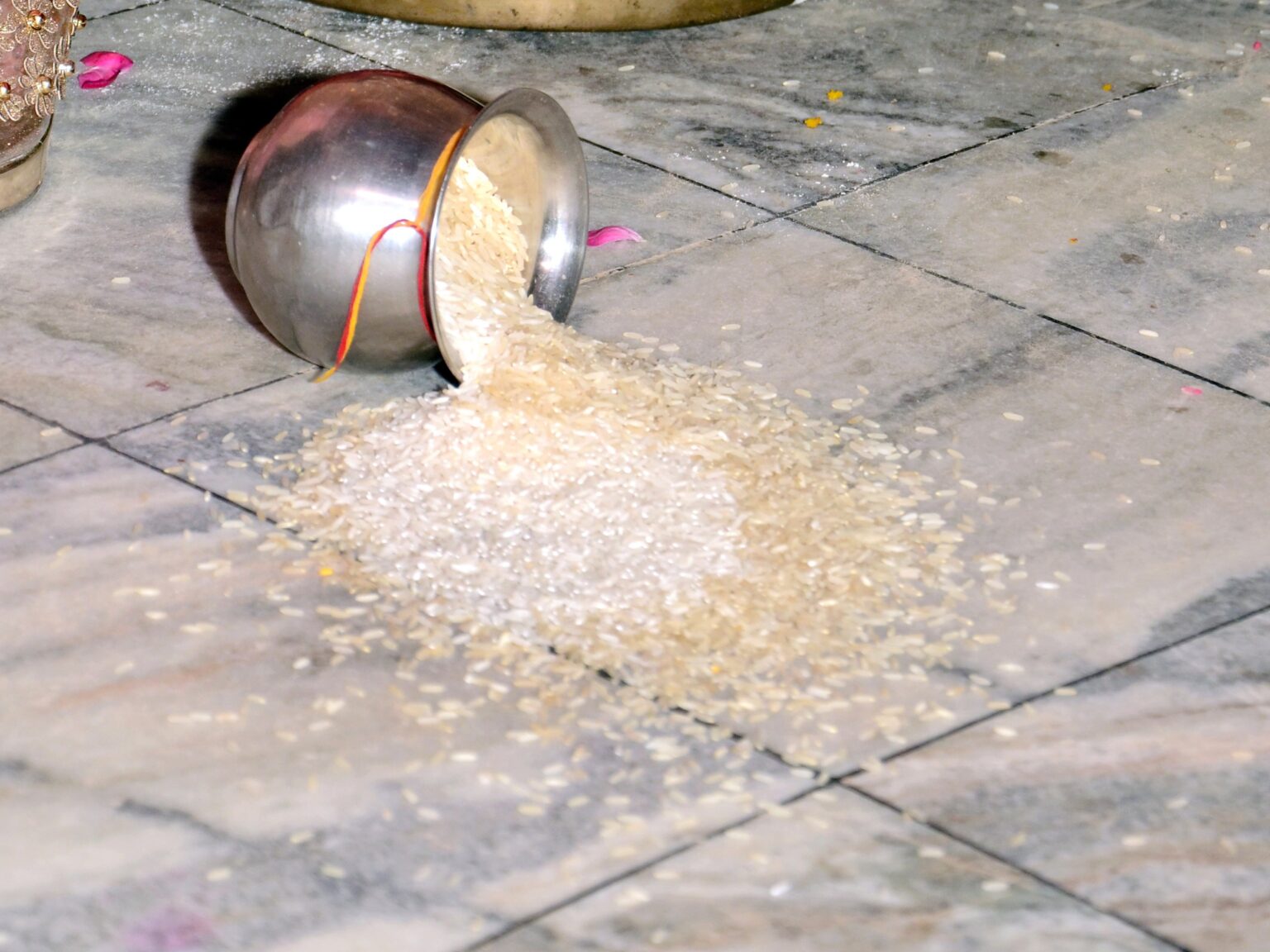 Ziua a 8-a: Ajunsă la noua casă pentru prima dată – 15 zile de rugăciune pentru lumea hindusă